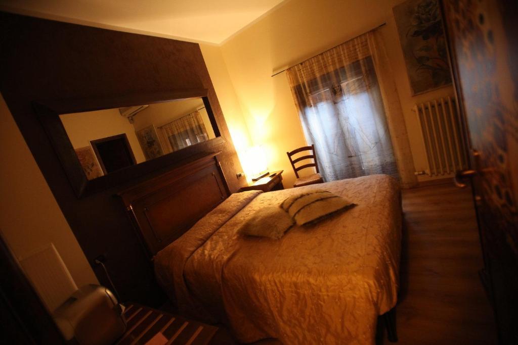 Manuela Le Quattro Coppe Hotell Desenzano del Garda Eksteriør bilde